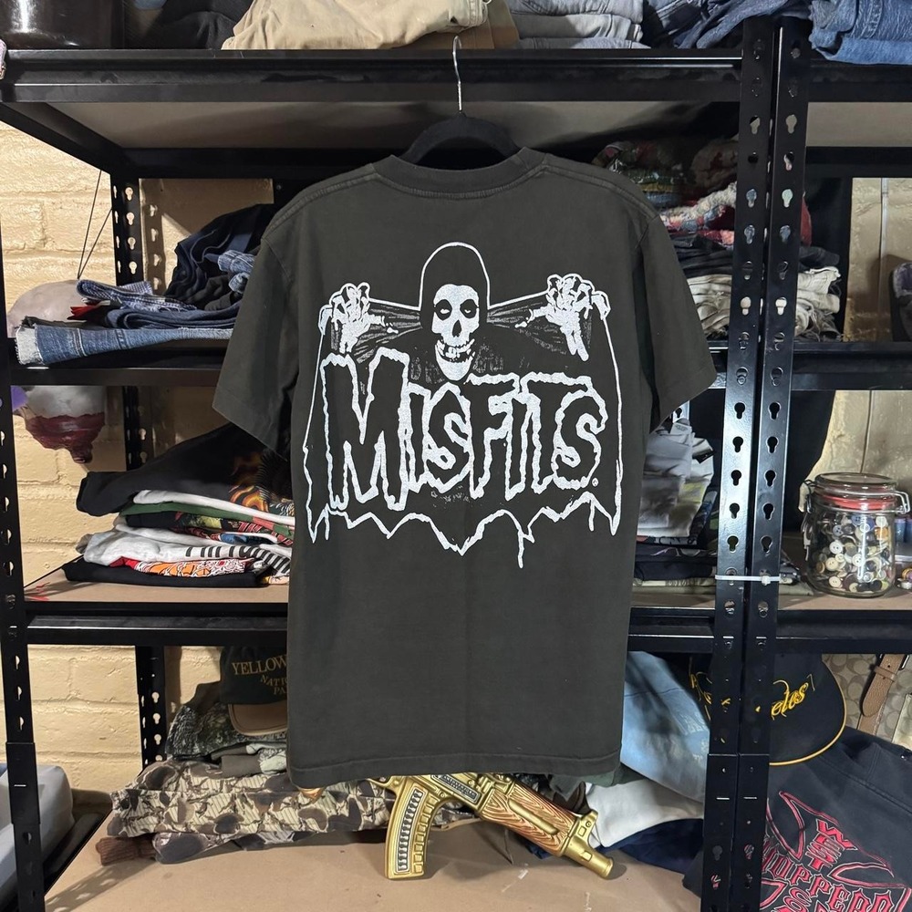 VINTAGE 1995 Misfits FADED black Graphic Tee GIANT TAG - Large